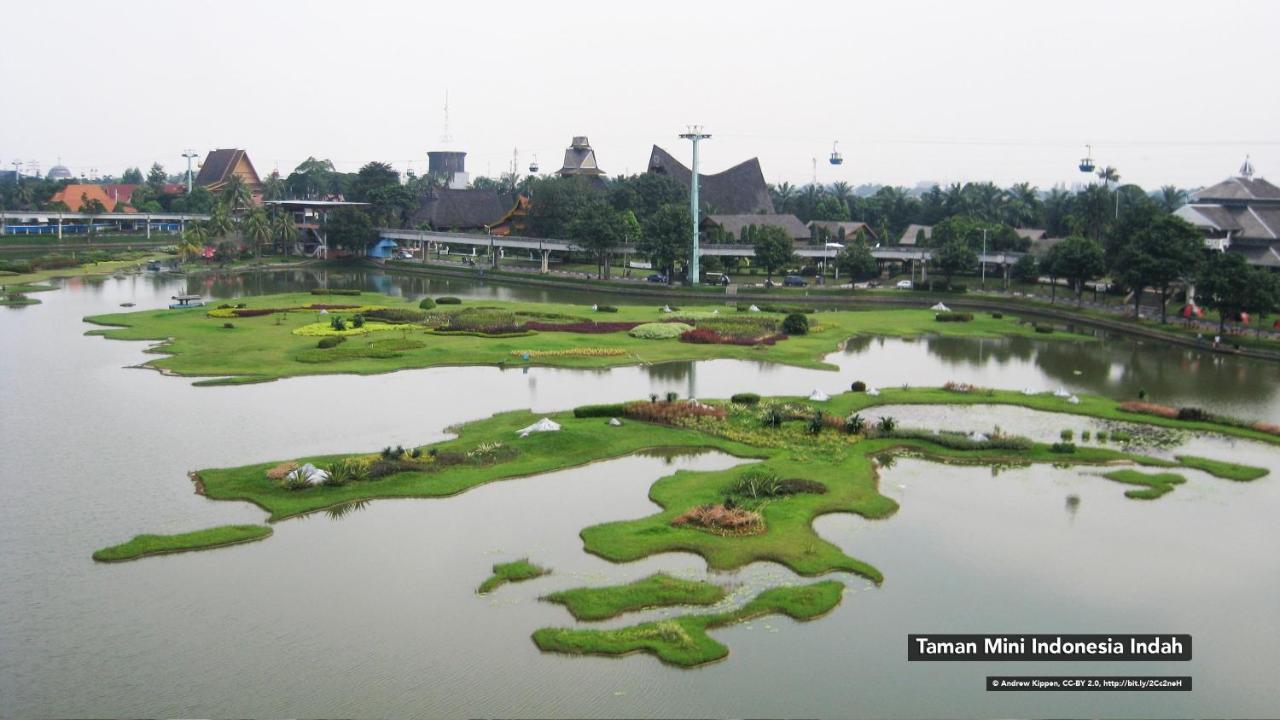 Bassura By Travelibu Apartemen