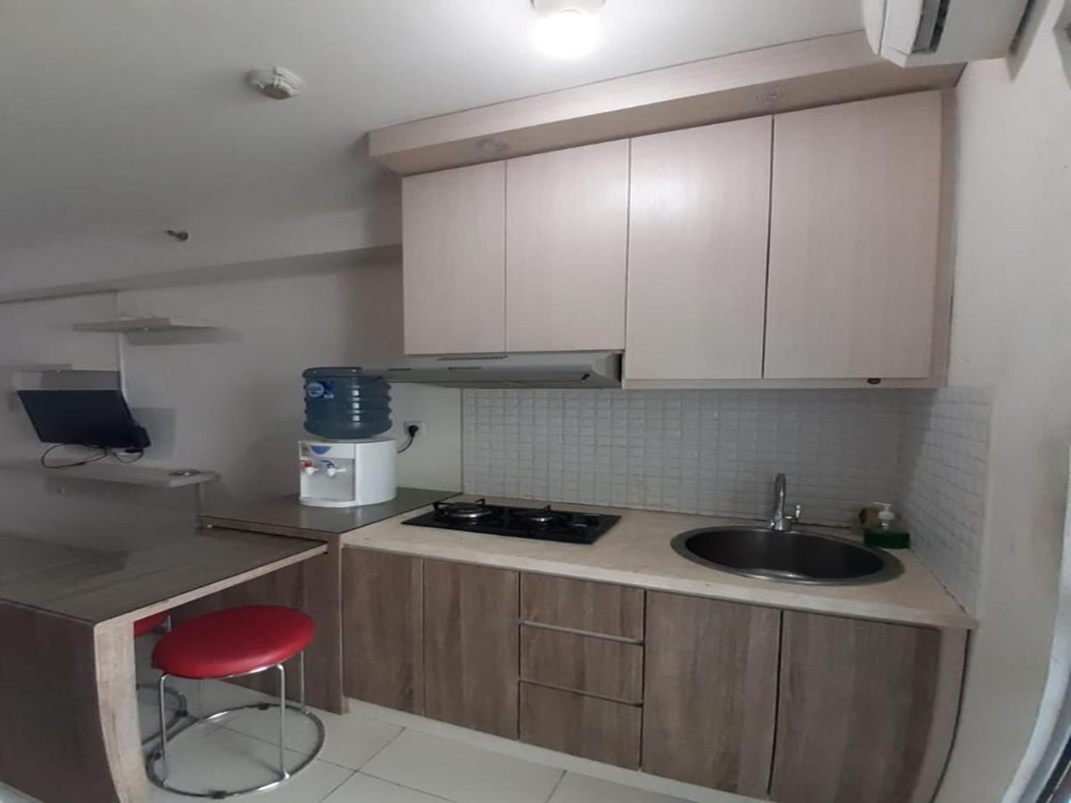 Apartemen Bassura By Travelibu *