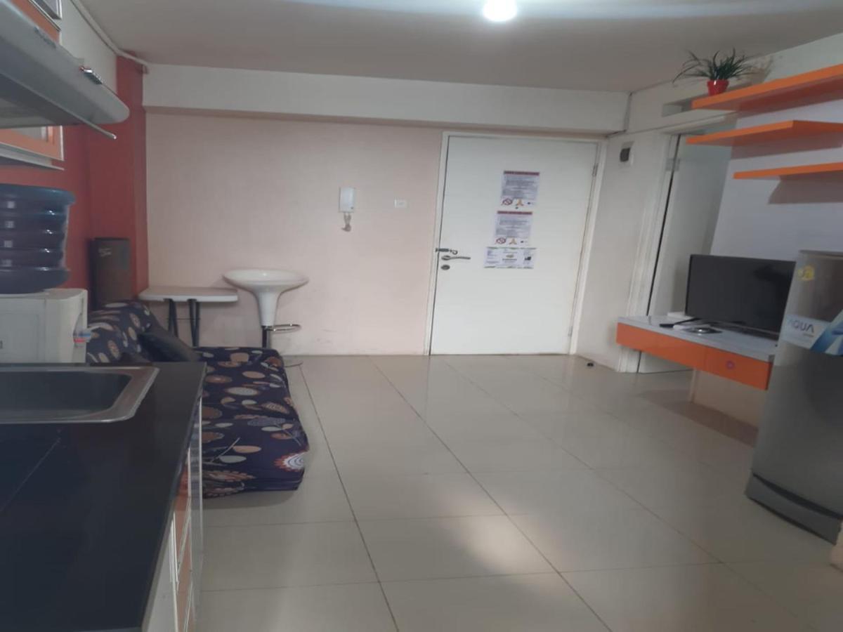 Apartemen Bassura By Travelibu